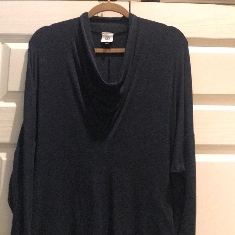 Cabi cowl neck sweeter. Dark blue.